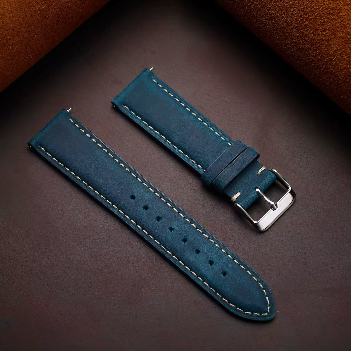 Crazy horse full-grain leather watch strap in blue